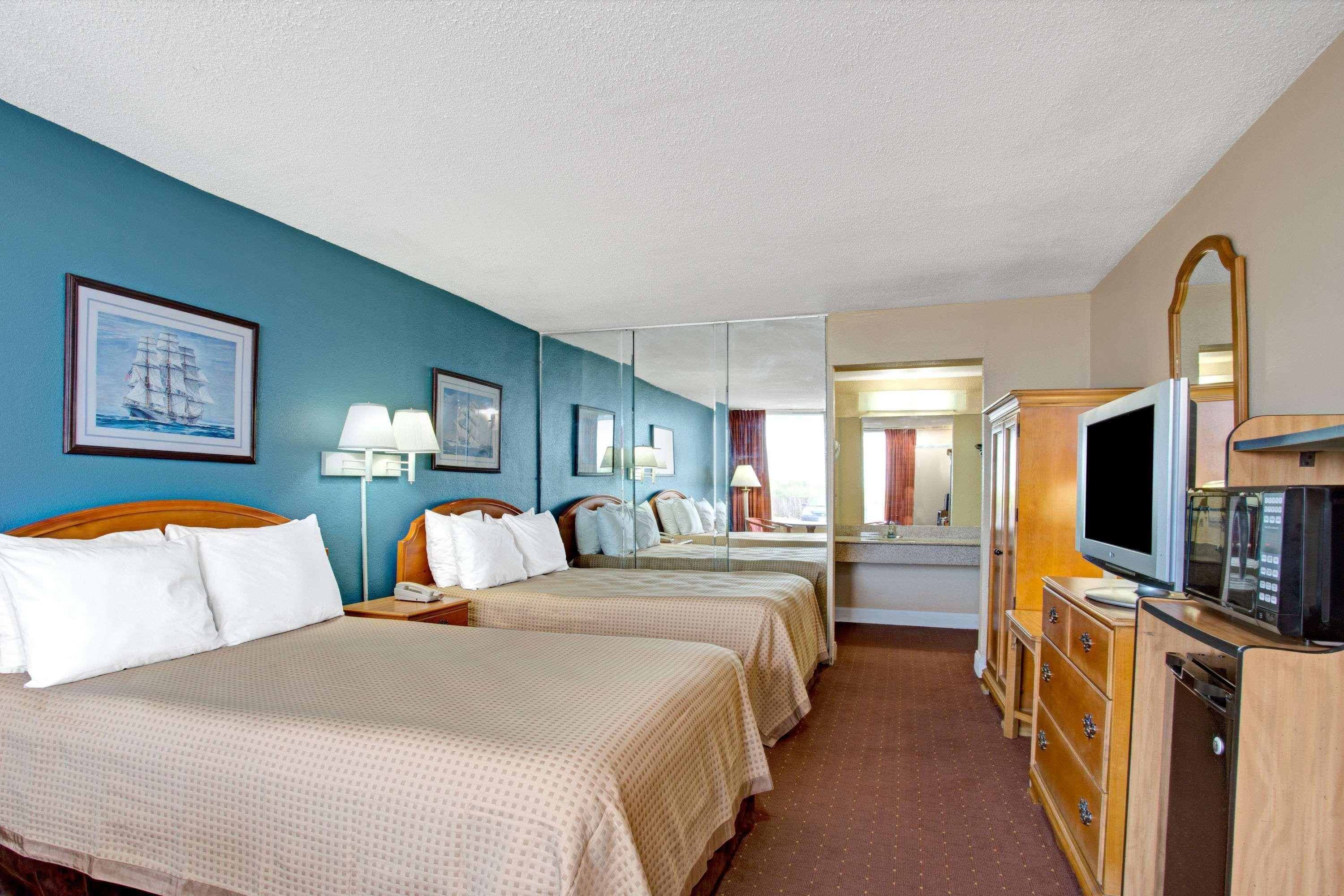 Casa Del Mar Hotel Norfolk Bagian luar foto