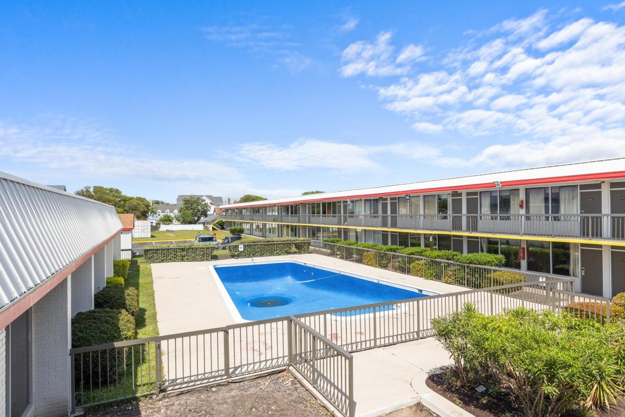 Casa Del Mar Hotel Norfolk Bagian luar foto