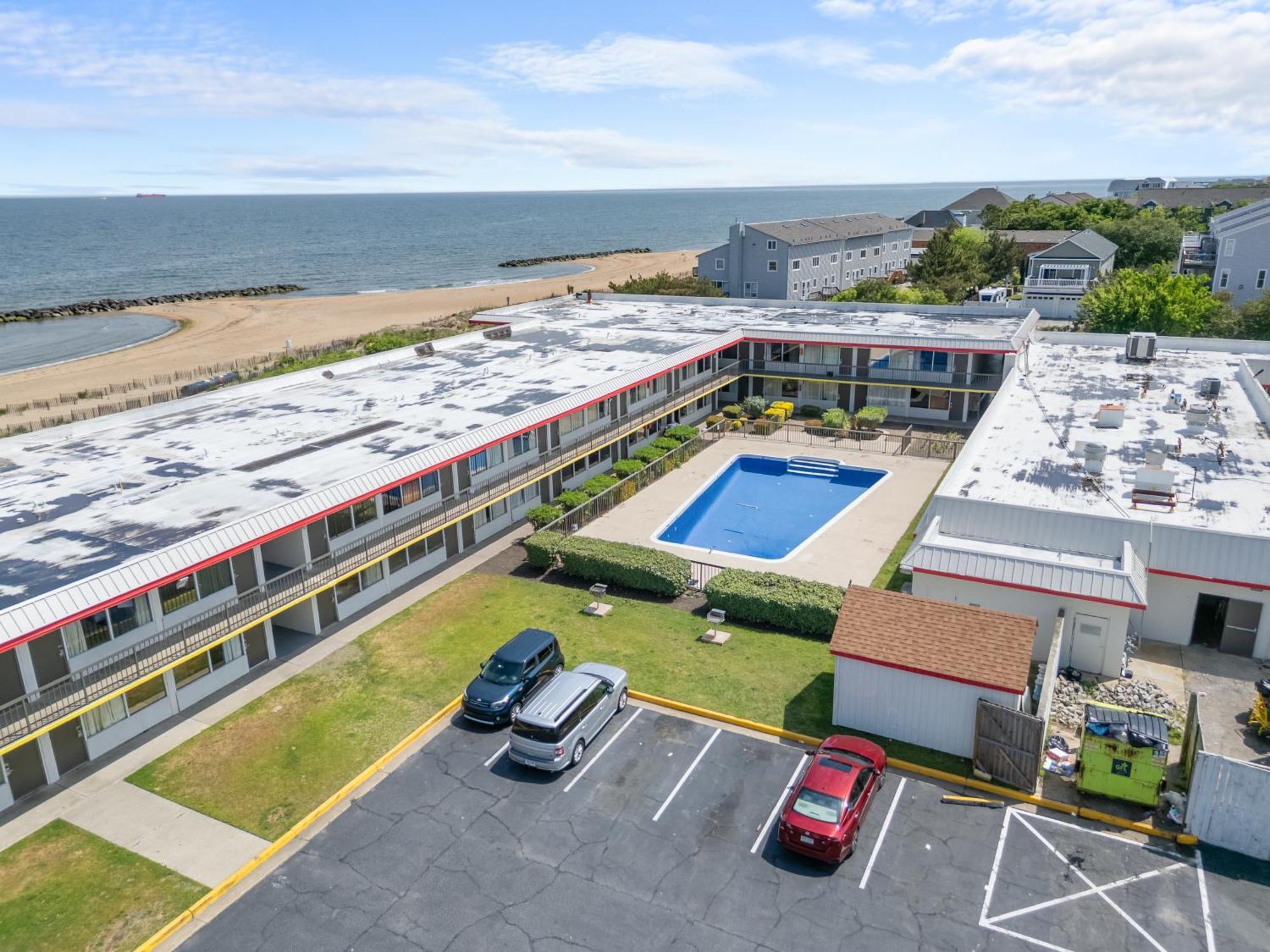 Casa Del Mar Hotel Norfolk Bagian luar foto